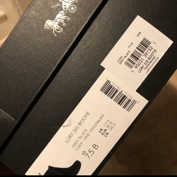 COPY - Coach Lori signature boots. Size 7.5 🖤🩶 - Picture 5 of 8